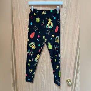 Lularoe Mele Kalikimaka Hawaiian Pineapple Leggings One Size